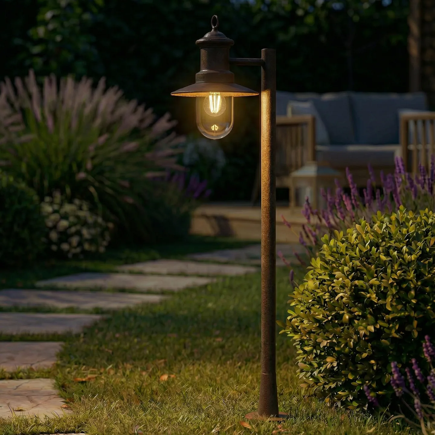 Eloretta Wegeleuchte, 110 cm, Stahl, rost, E27, IP44 - Lindby - Terrasse - Landhaus / Rustikal - Metall - Einflammig