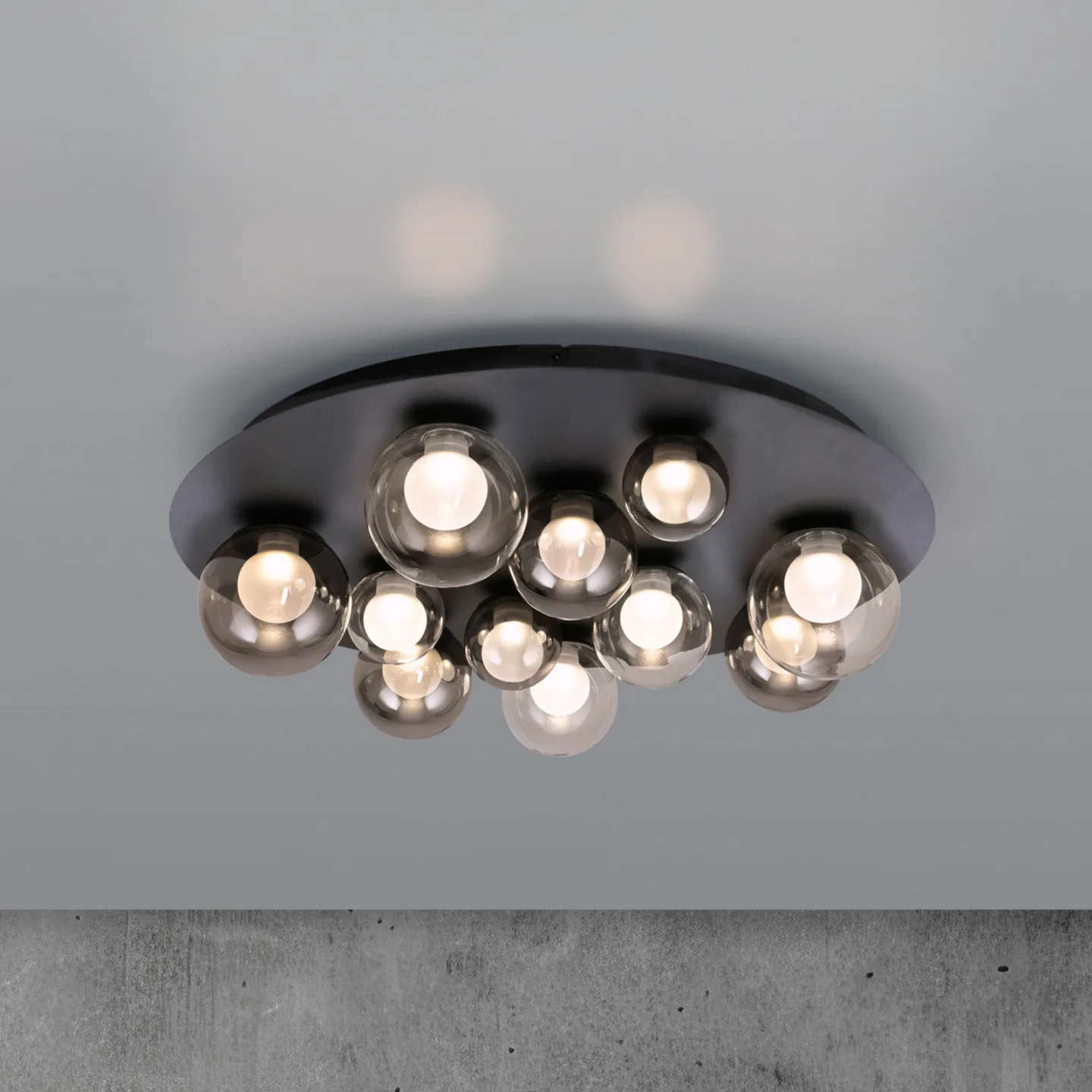 Popup LED-taklampa, grå/rökgrå, Ø60 cm, 11 lampor – PURE - Vardagsrum - Metall - Med lampskärm