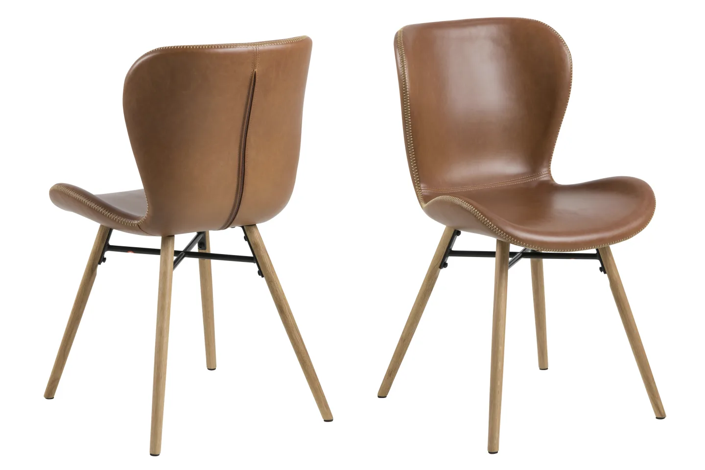 Bali Esszimmerstuhl aus PU Kunstleder cognac farben und massiven Beinen aus Eiche.