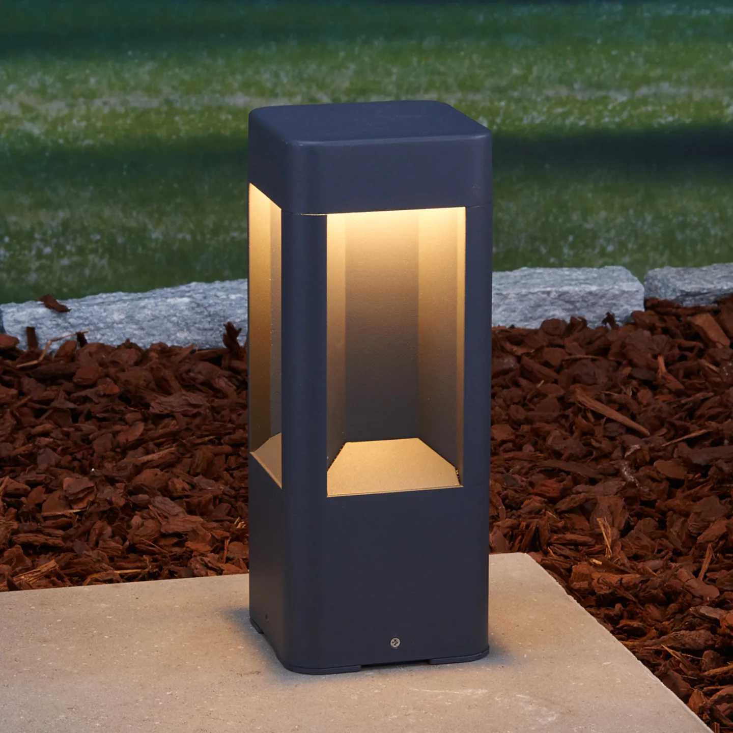Annika Außen Gartenleuchte H30 Anthracite - Lucande - Terrasse - Modern - Metall - Einflammig