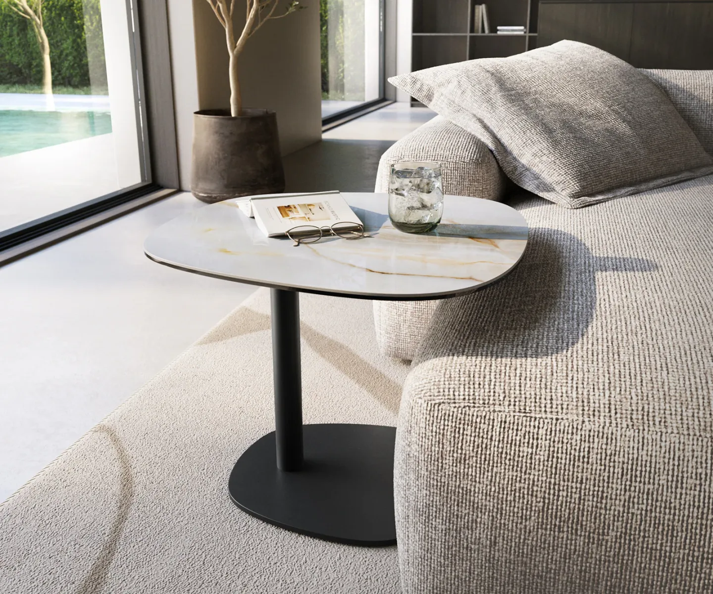 Beistelltisch Edge Boot 60x60 cm Keramik Onyx Pearl Eleny Metall Schwarz