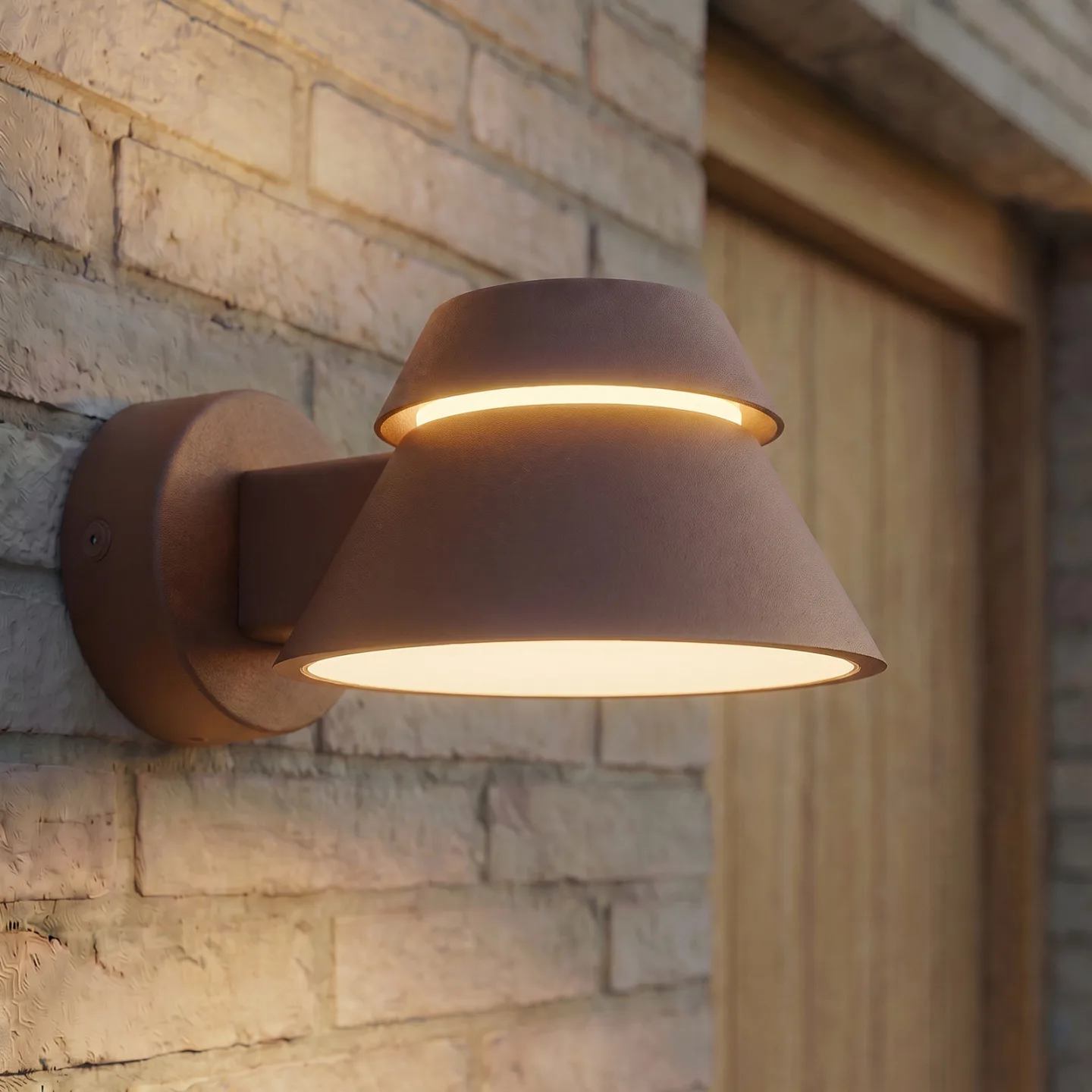 Moena LED-utomhusvägglampa, IP44, aluminium, glas, brun – Lucande - Modern - Med en ljuskälla