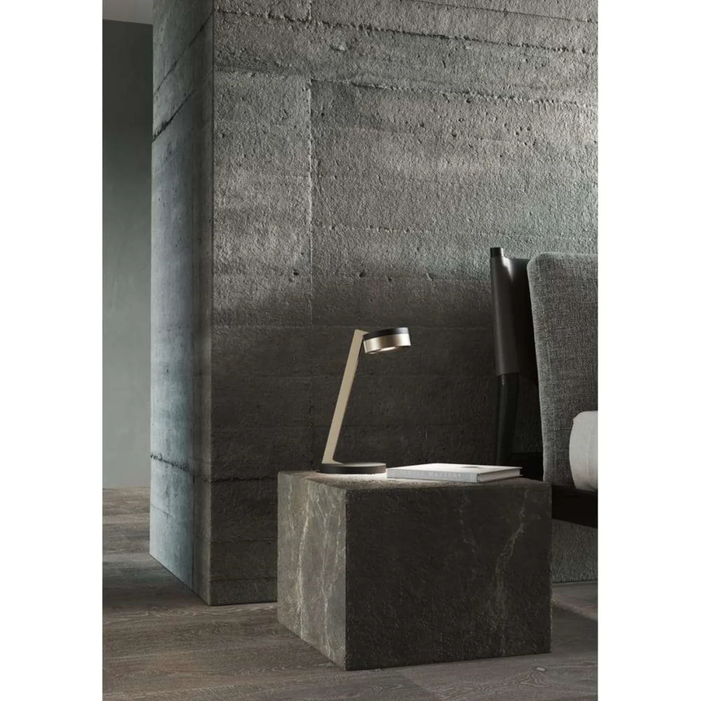 Blade T1 Slim Tischlampe, schwarz/silber, 36cm - Light-Point - Wohnzimmer - Aluminium
