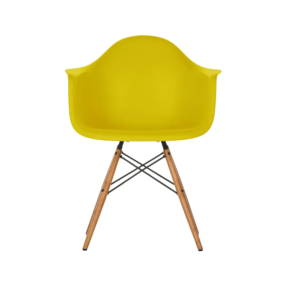 Vitra Eames Plastic Armchair RE DAW stol 34 mustard-golden maple