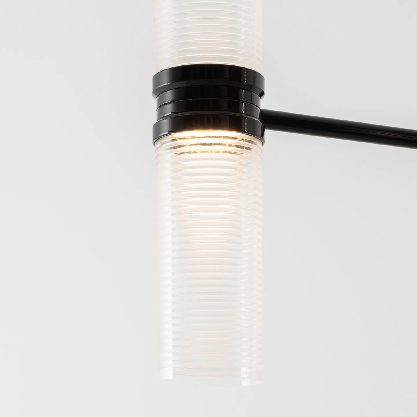 Zephyr Linear LED-Pendel, schwarz, Länge 160 cm - Artemide - Wohnzimmer - Design - Aluminium - Mehrflammig