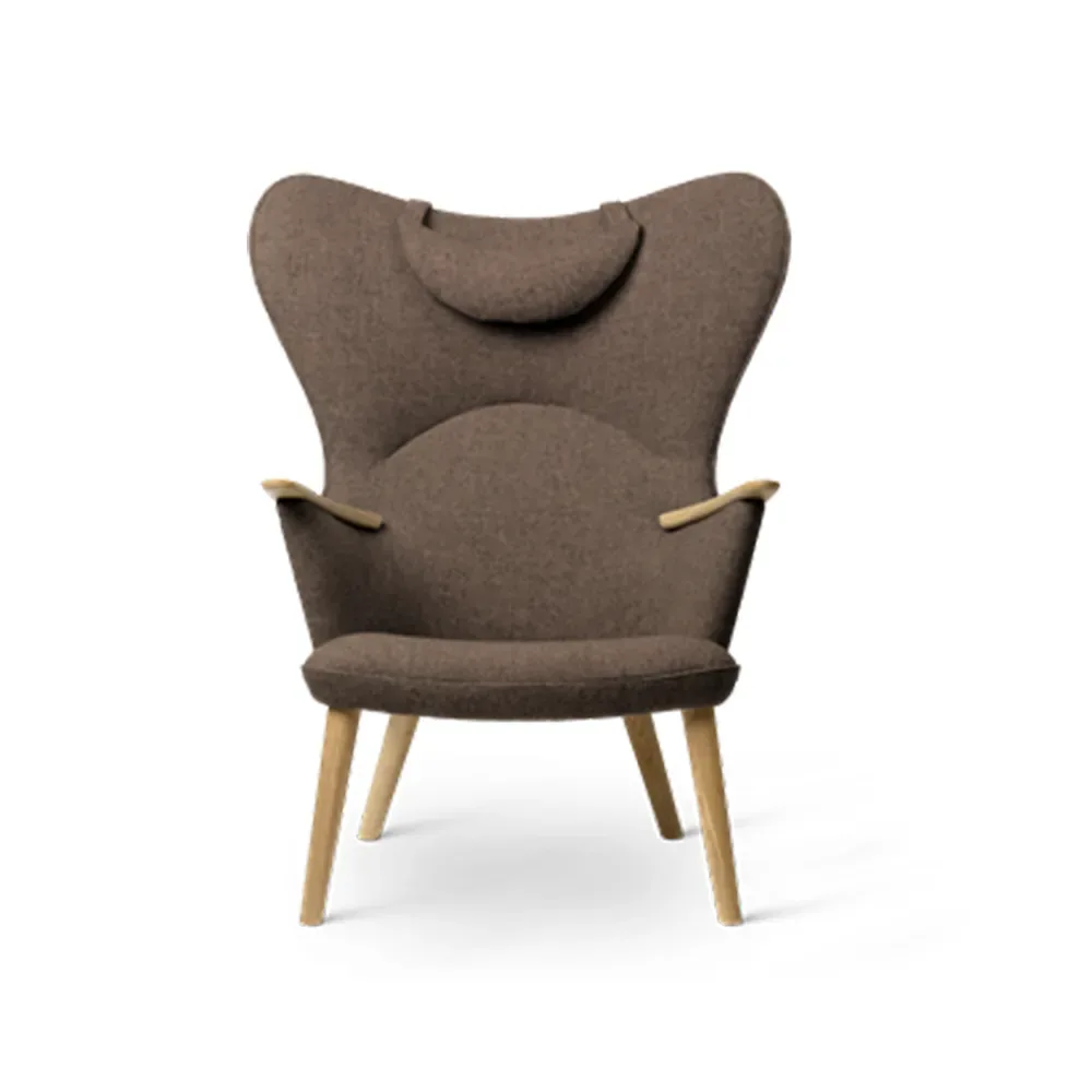 Carl Hansen & Søn CH78 Mama Bear fåtölj Fiord 271 tyg-oljad ek