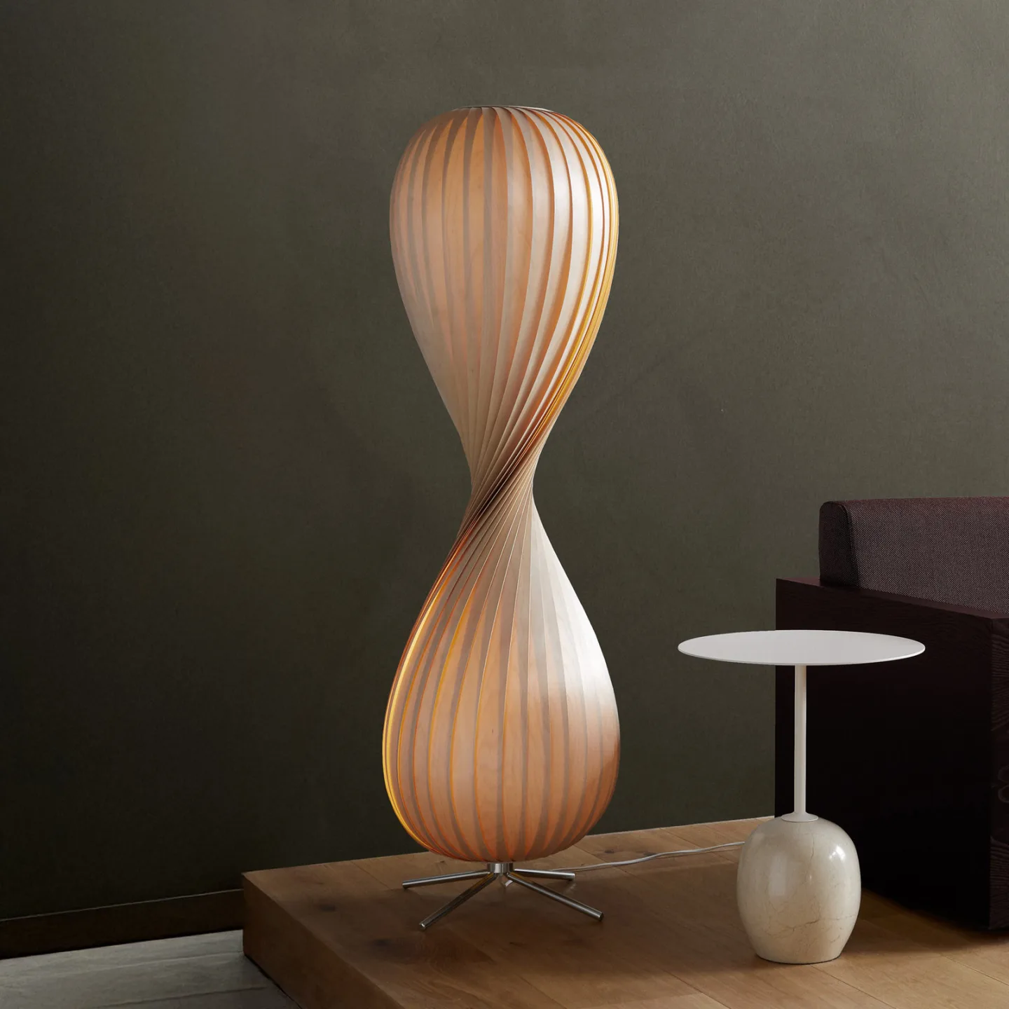 TR10 Stehleuchte 43x138 Birch Natural - Tom Rossau - Wohnzimmer - Holz