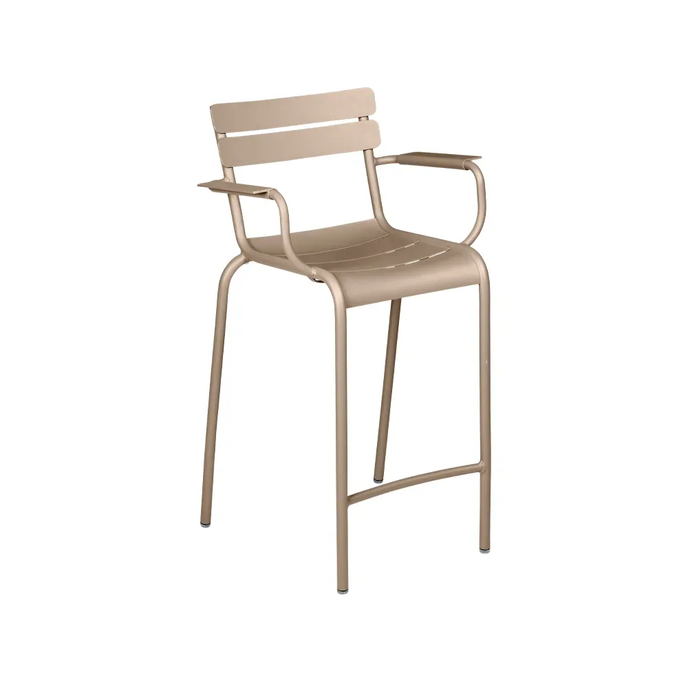 Fermob Luxembourg barstol med armstöd Nutmeg (beige)