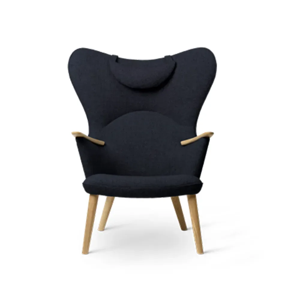 Carl Hansen & Søn CH78 Mama Bear fåtölj Fiord 782 tyg-oljad ek