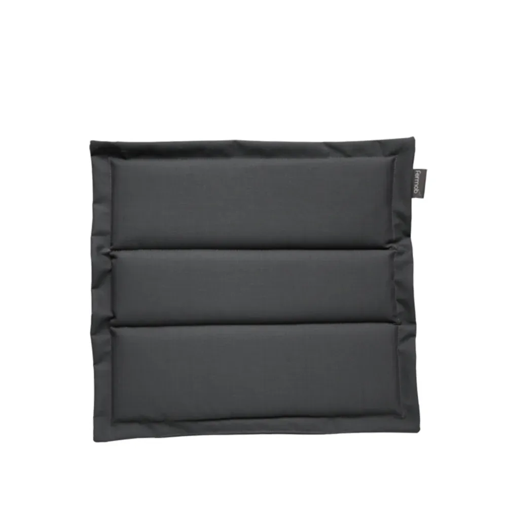 Fermob Luxembourg dyna Midnight grey