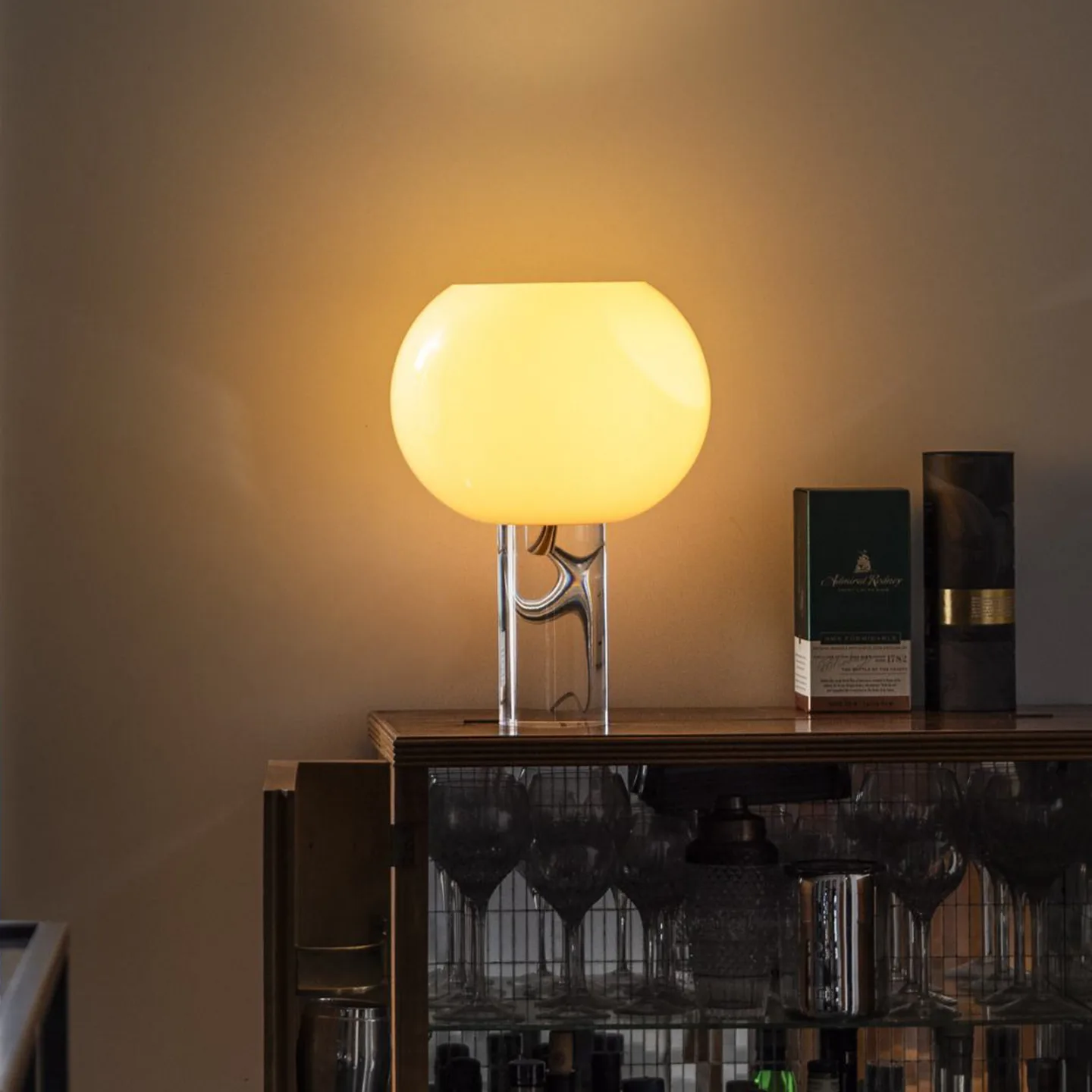 Buds 3 Tischleuchte Pale Rosa - Foscarini - Wohnzimmer - Design - Glas - Mit Schirm