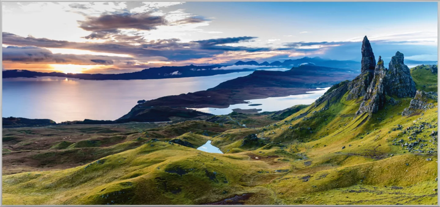 image LAND Bild mit Rahmen Wunderschöner See mit Bergen | Schubiger Möbel