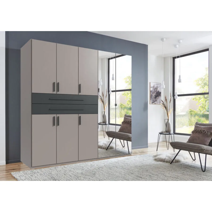 Kleiderschrank Stride Saharagrau, Rahmen + Abs. Grafit - Griffe Grafit Mischholz B 225 cm