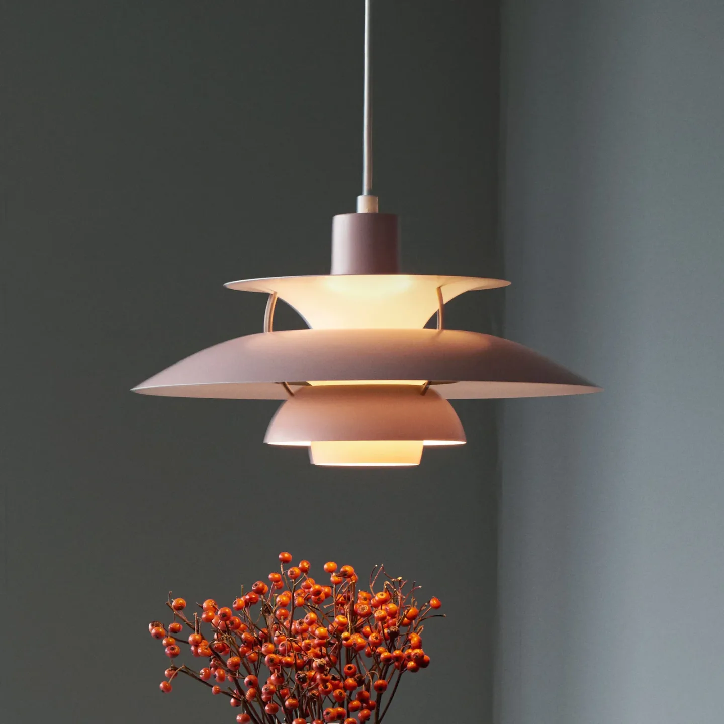PH 5 500 Pendelleuchte Farben Von Rosa - Louis Poulsen - Wohnzimmer - Design - Metall - Einflammig