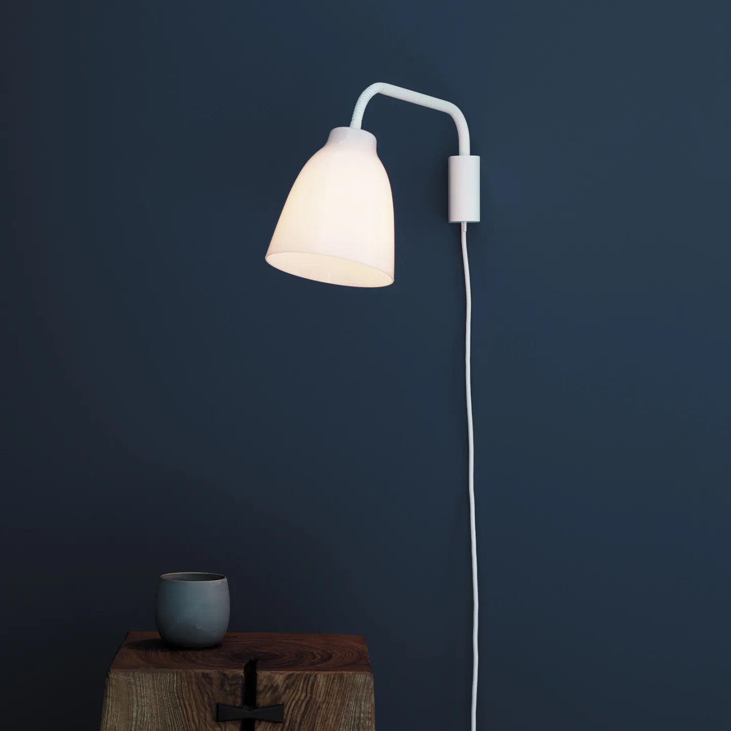 Caravaggio Read Wandleuchte Opalglas - Fritz Hansen - Wohnzimmer - Design - Metall - Einflammig