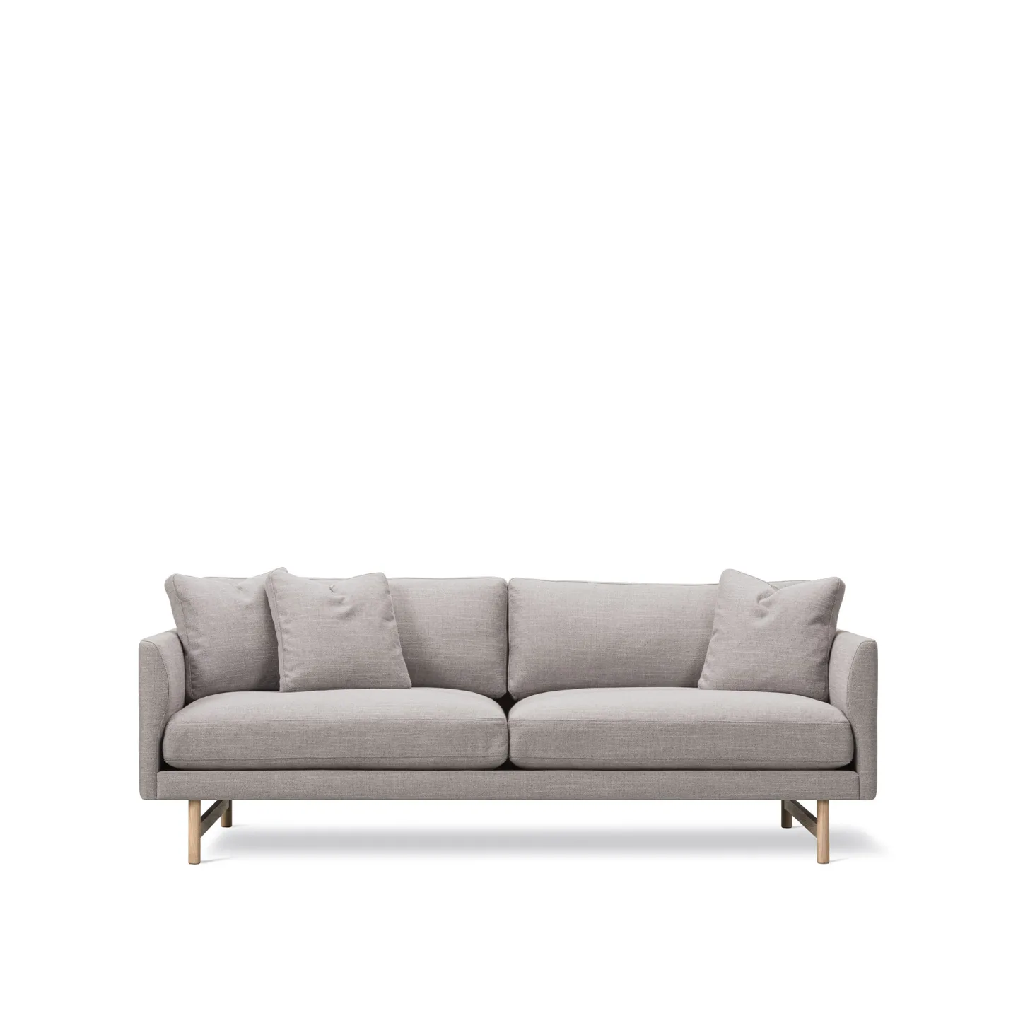 Fredericia Furniture - Calmo 2 Seater 95 Wood Base, Fabric 3 - Sunniva 717, Lacquered oak - Soffor - Hugo Passos - Grå