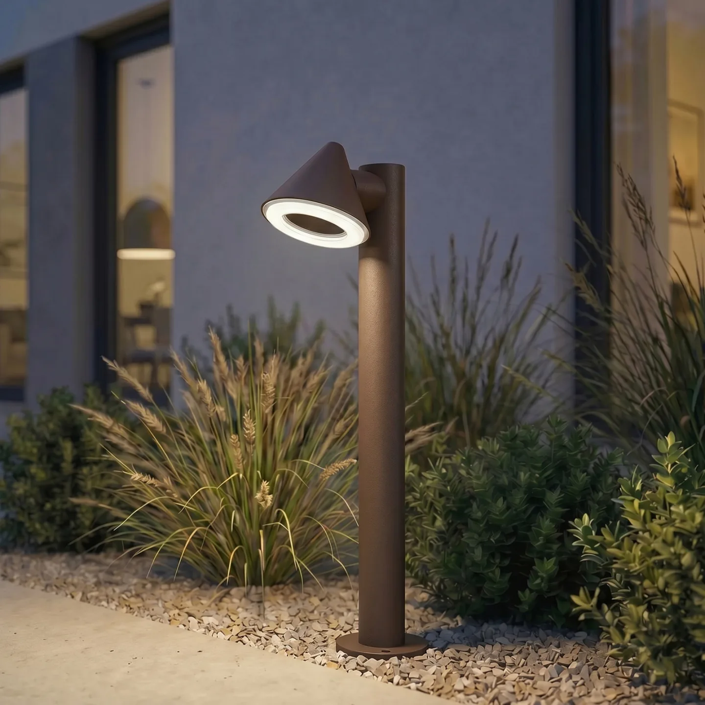 Soran LED-Wegeleuchte, Metall, Höhe 60 cm, braun, IP44 - Lindby - Modern - Einflammig
