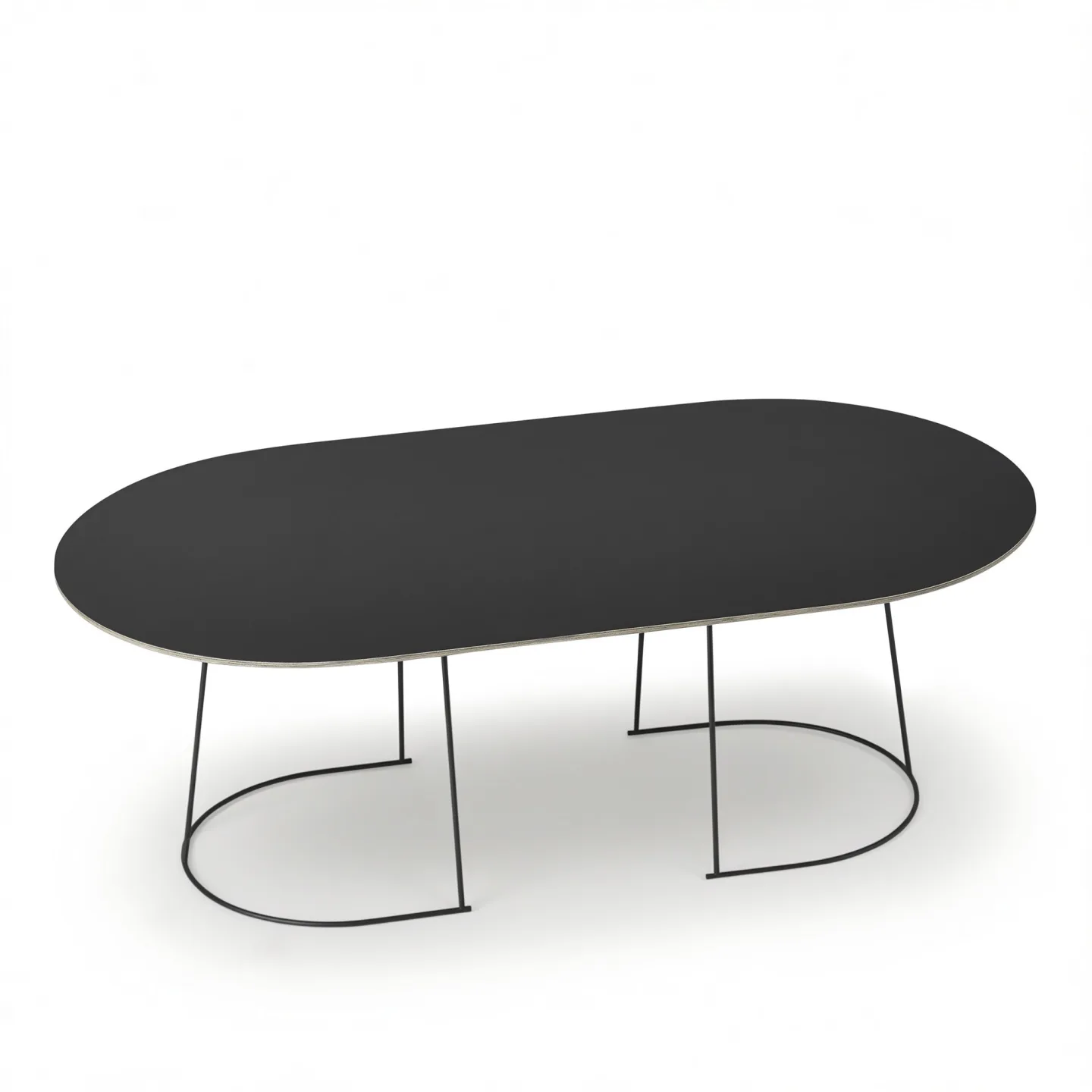 Muuto - Airy Coffee Table Large Black - Nanolaminate - Soffbord - Cecilie Manz - Svart - Metall/Trä