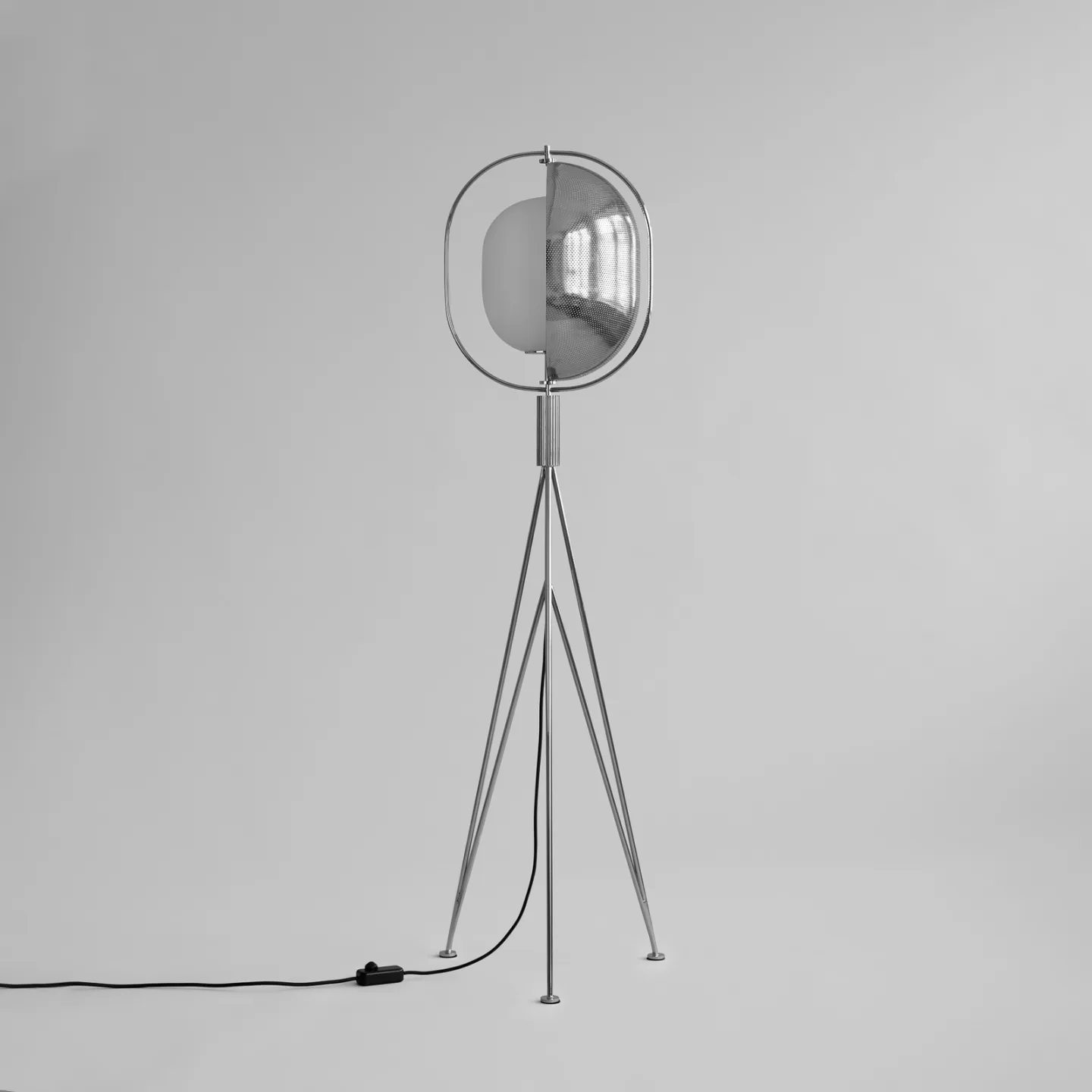 Pearl Stehlampe, chrom, Höhe 140 cm, Alu - 101 Copenhagen - Wohnzimmer - Design - Aluminium - Einflammig