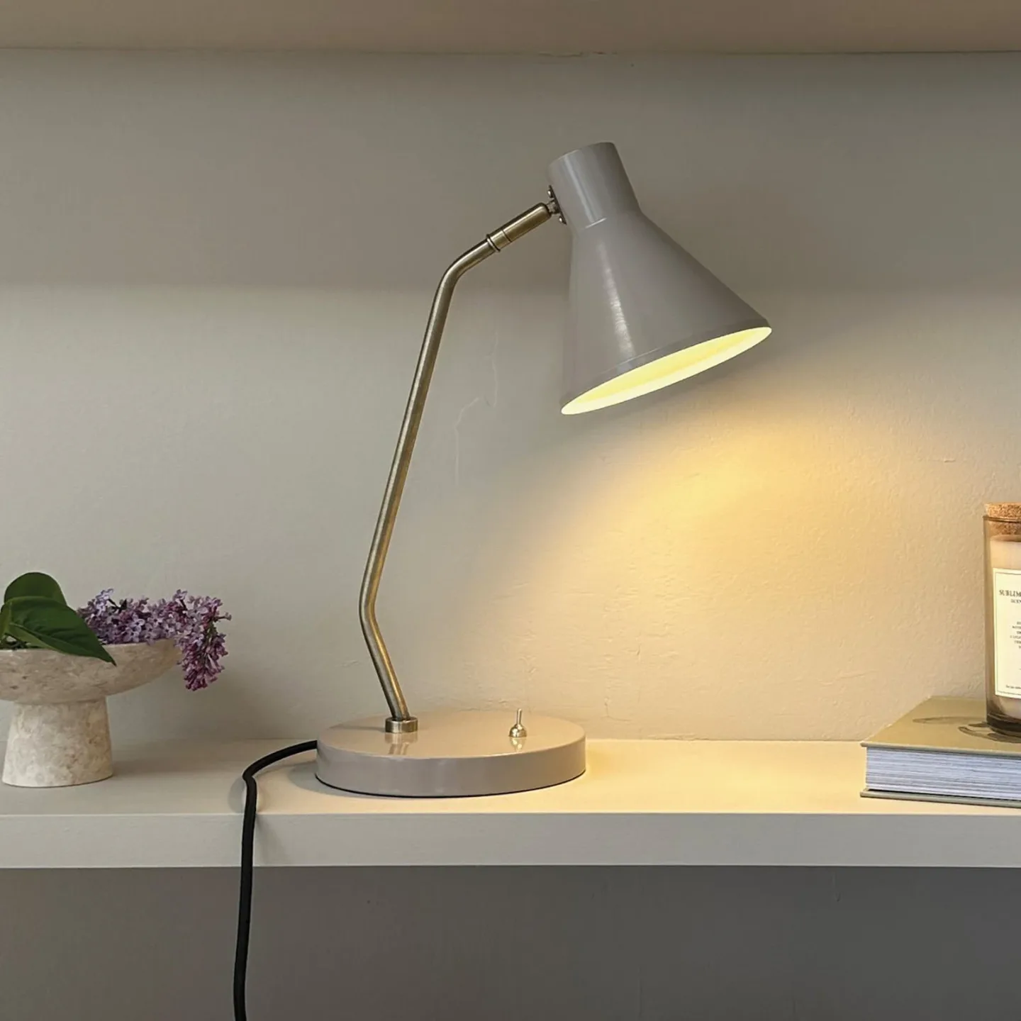 Sleep bordlampe Brown - Dyberg Larsen - Stue - Design - Metall - Med en lyskilde