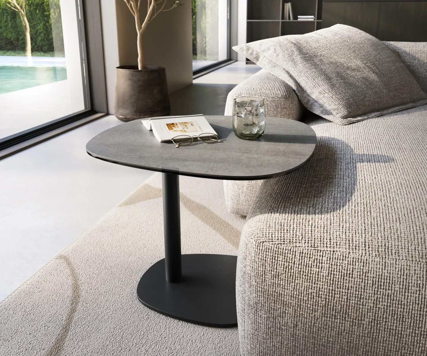 Beistelltisch Edge Boot 60x60 cm Keramik Beton Grau Eleny Metall Schwarz