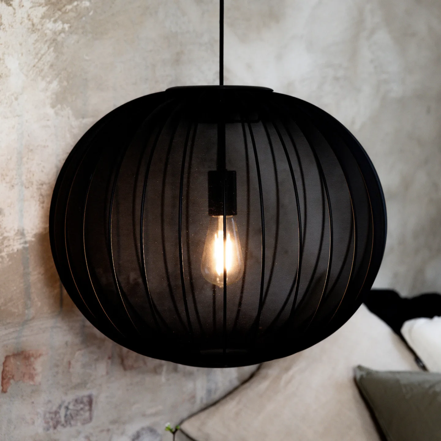 Florence Pendelleuchte Ø50 Black - Markslöjd - Wohnzimmer - Skandinavisch - Stoff / Textil - Mit Schirm