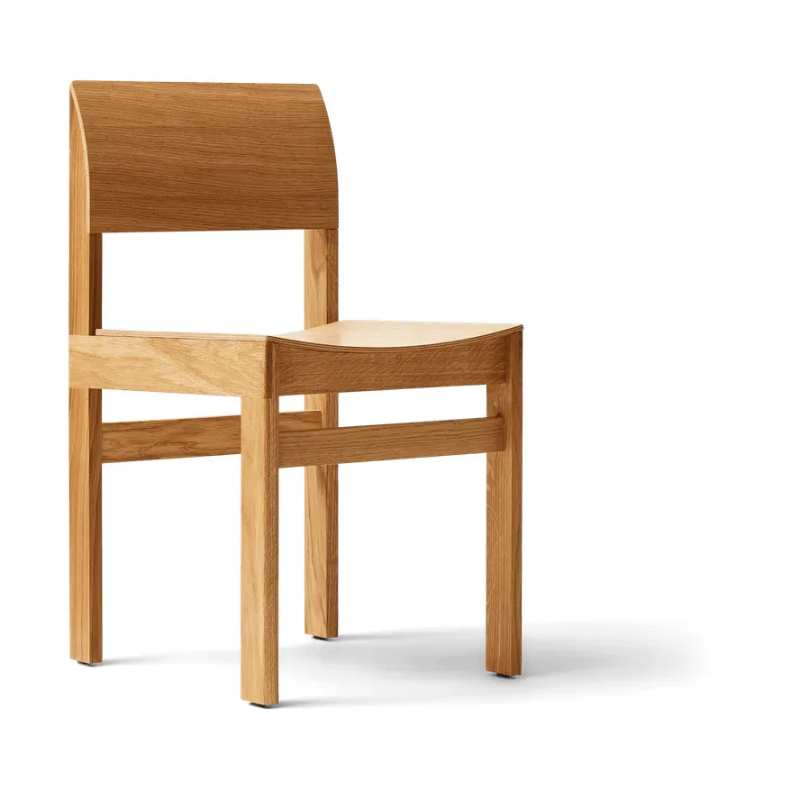 Form & Refine Sonder Stuhl Eiche