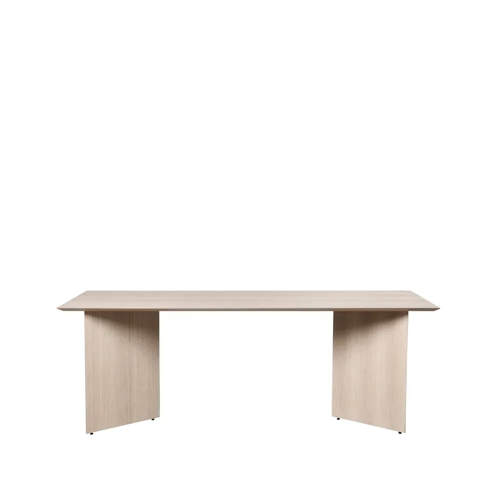 Ferm Living Mingle Esstisch Oak natural veneer, 210cm, Winkelbeine Eiche