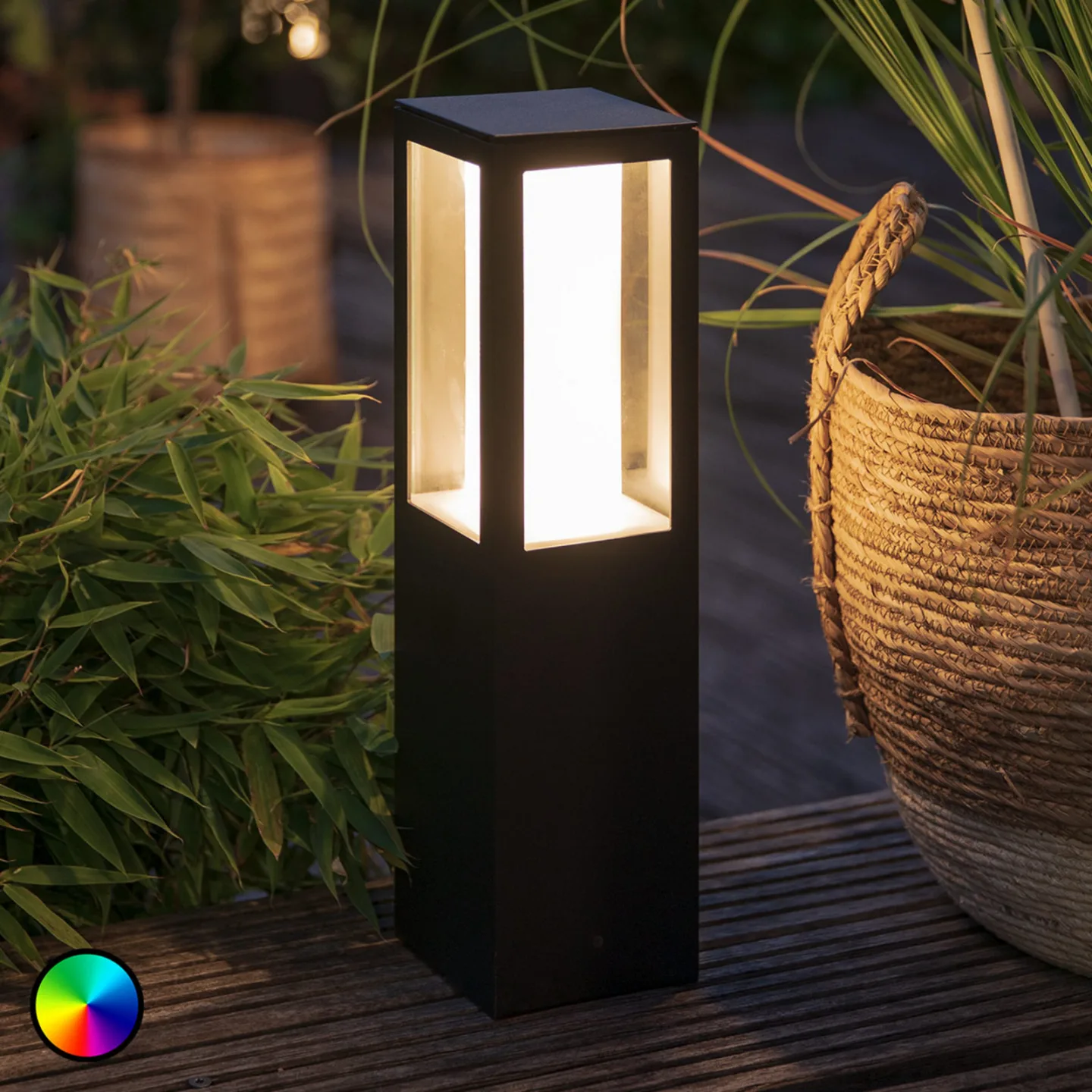 Impress sockellampa, svart, RGBW – Philips Hue - Modern - Metall - Med en ljuskälla