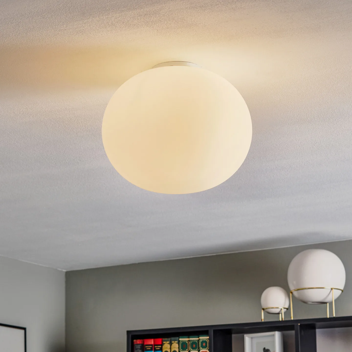 Glo-Ball C1 Loftlampe White - Flos - Stue - Design - Glas - Kugle