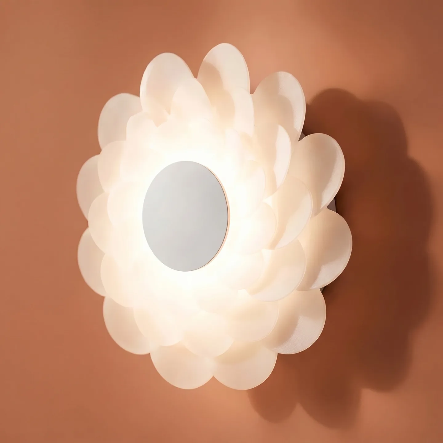 Bloem LED-vegglampe, hvit, Ø 40 cm, 3-trinns dimbar, plast – Lucande - Stue - Moderne - Rund