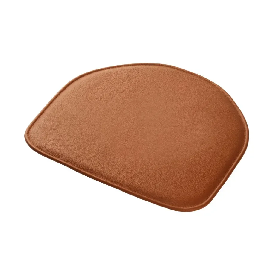 FDB Møbler R5 Nøje J46 sittdyna Cognac leather