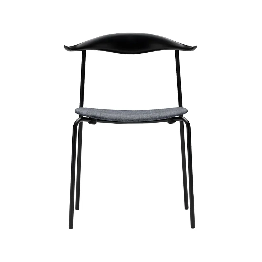 Carl Hansen & Søn CH88P stol tyg fiord 151 grå, rygg svartlackad bok, svartlackat stativ