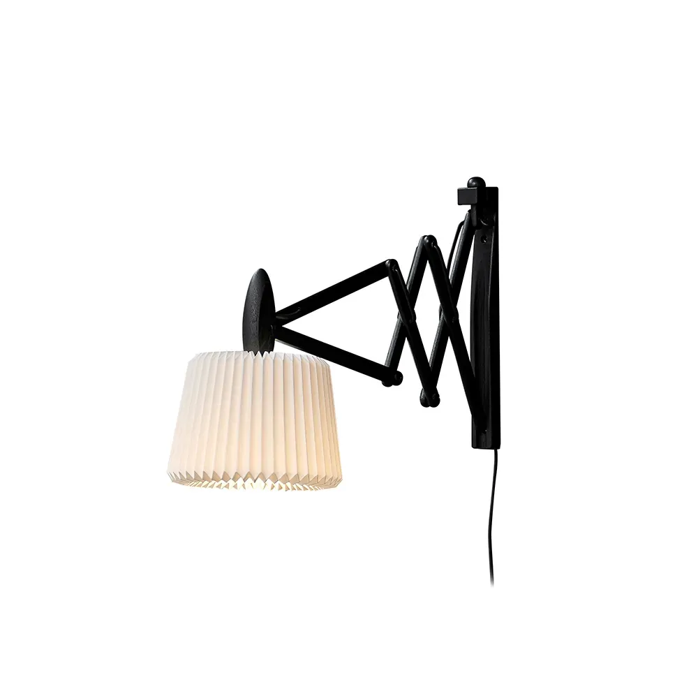 Le Klint Sax 223-2/17 vägglampa Svart ek