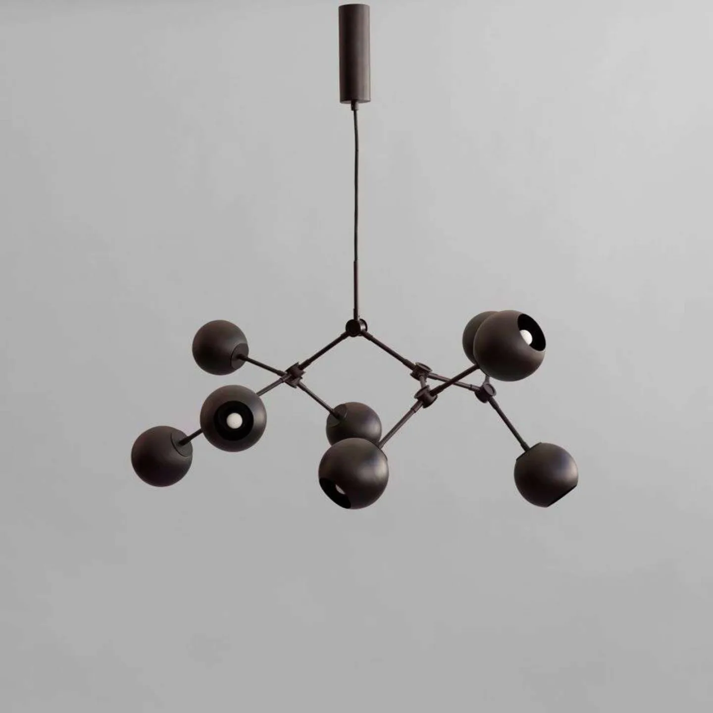 Drop Globe Kronleuchter Mini Burned Schwarz - 101 Copenhagen - Wohnzimmer - Modern - Metall - Mehrflammig