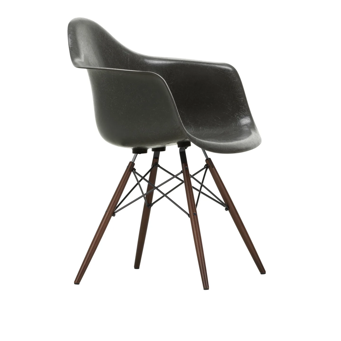 Vitra - Eames Fiberglass Armchair DAW - 06 Raw Umber - Dark Maple - Matstolar - Charles & Ray Eames - Grå - Metall/Trä/Syntetiskt