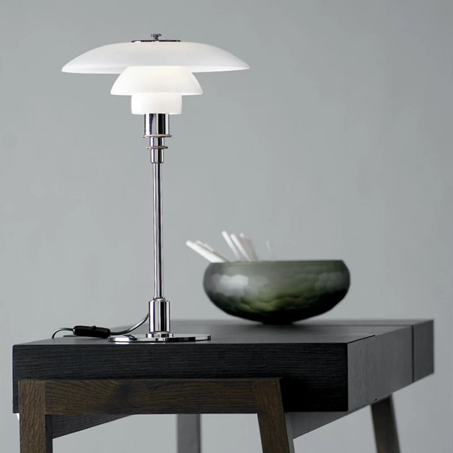 PH 3/2 Tischleuchte High-Gloss Chrome-Plated - Louis Poulsen - Wohnzimmer - Design - Metall - Mit Schirm