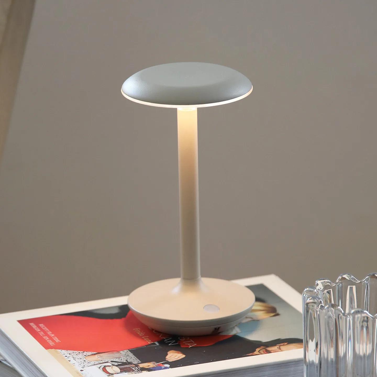 Petit Portable Tischleuchte IP44 Greige - Markslöjd - Terrasse - Modern - Aluminium - Einflammig