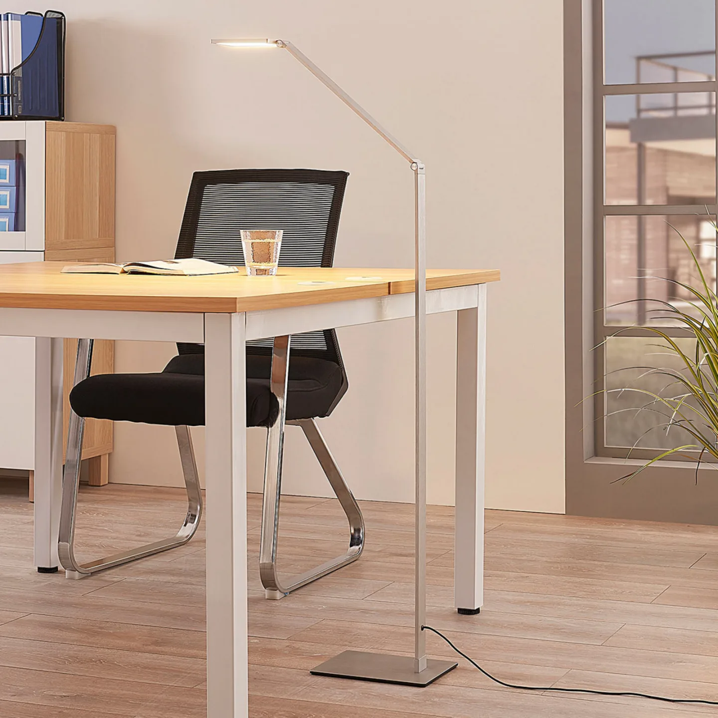 Resi Stehleuchte Alu - Lucande - Arbeitszimmer / Büro - Modern - Aluminium - Eckig