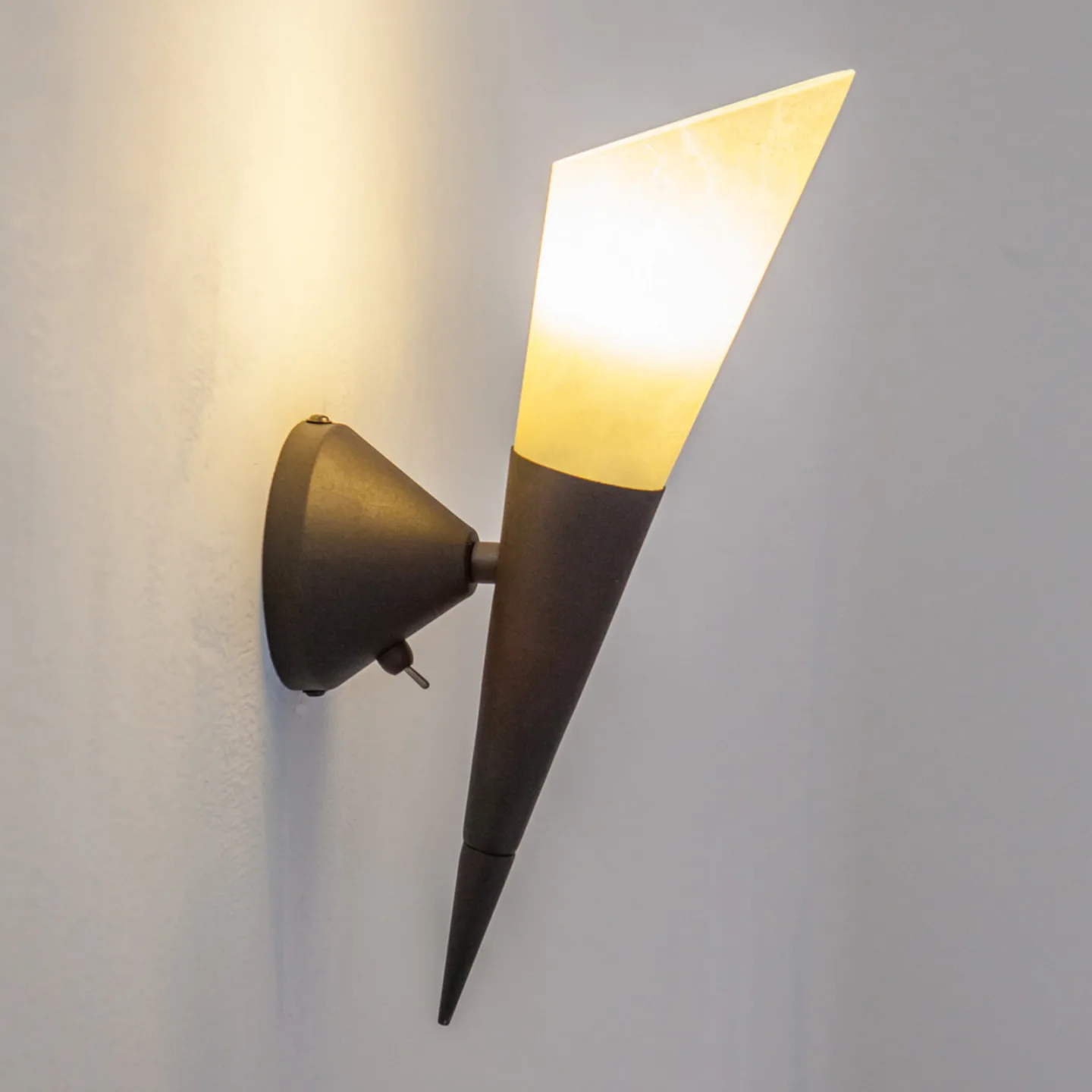 Alva Vägglampa Rust/Cream - Lindby - Hall - Modern - Metall - Med en ljuskälla