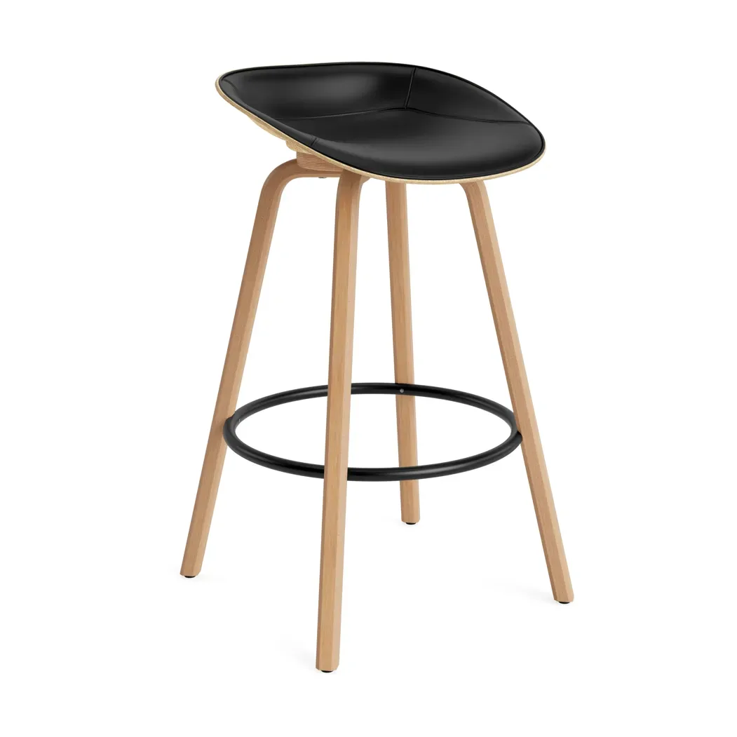 Normann Copenhagen Mat Barstool Barhocker mit Vorderpolsterung, 75 cm Ultra 41599-hemp-beech-black steel