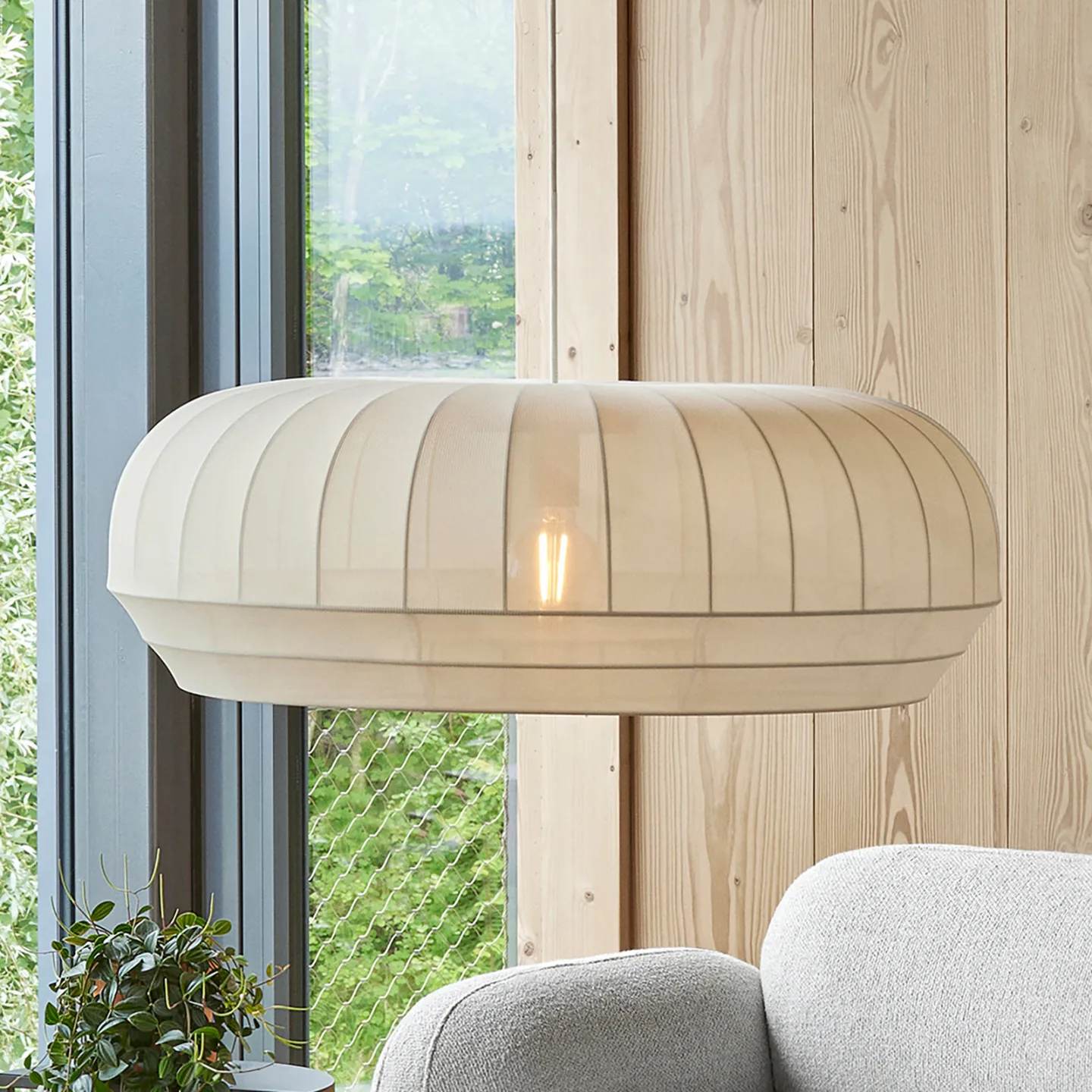 Tradition Pendel Large Oval White - Northern Tradition large oval - Stue - Design - Stof / tekstil - Med én lyskilde