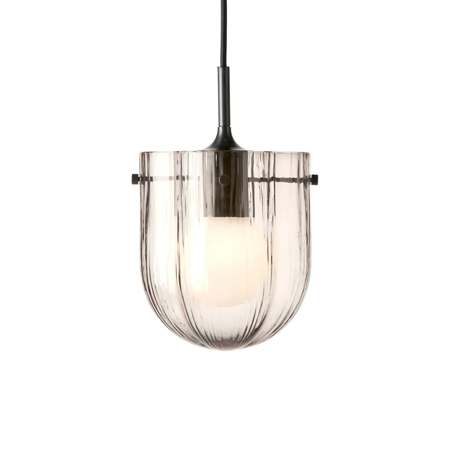 Seine Pendelleuchte Smoke/Antique Brass - GUBI - Wohnzimmer - Design - Glas - Einflammig