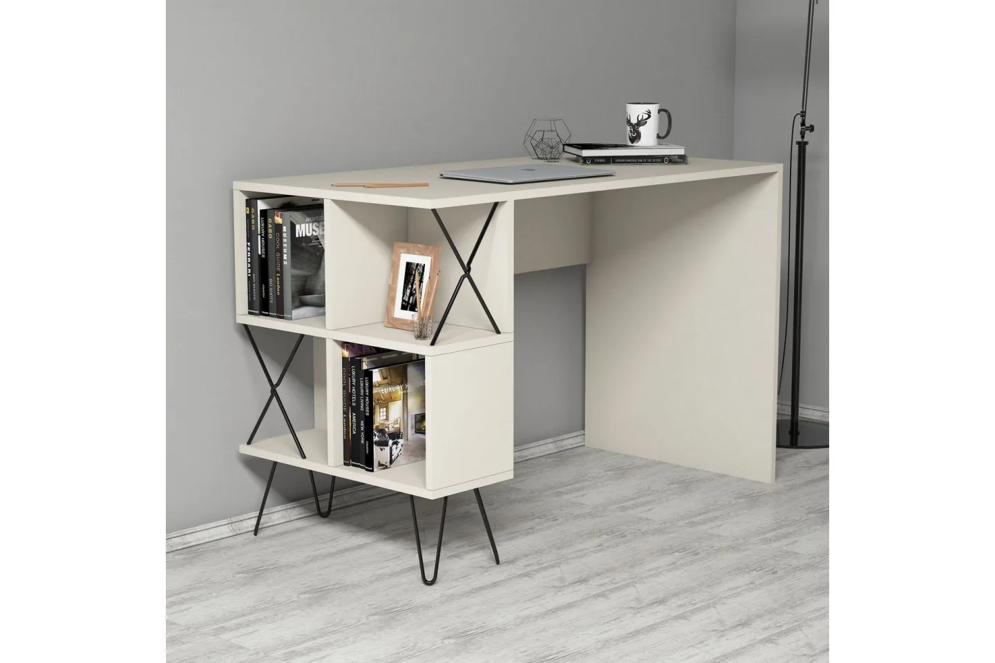 Hovdane Skrivbord 120 cm med Förvaring Hylla - Beige