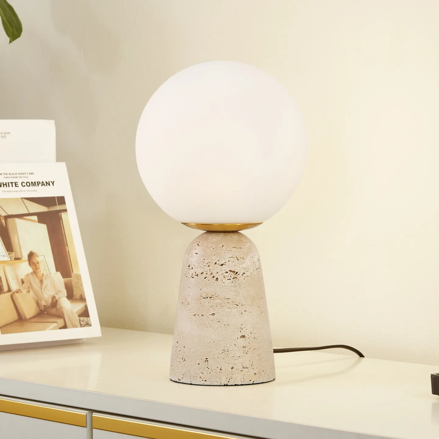 Kirstan Tischleuchte Beige/Weiß - Lindby - Wohnzimmer - Modern - Glas - Mit Schirm