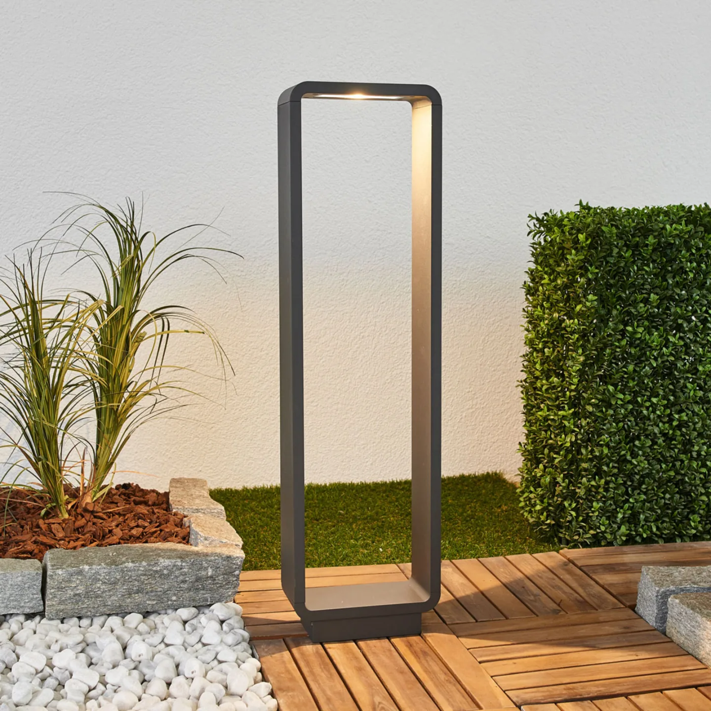 Ninon Utomhus Trädgårdslampa IP54 Graphite - Lucande - Terrass - Modern - Metall - Med en ljuskälla