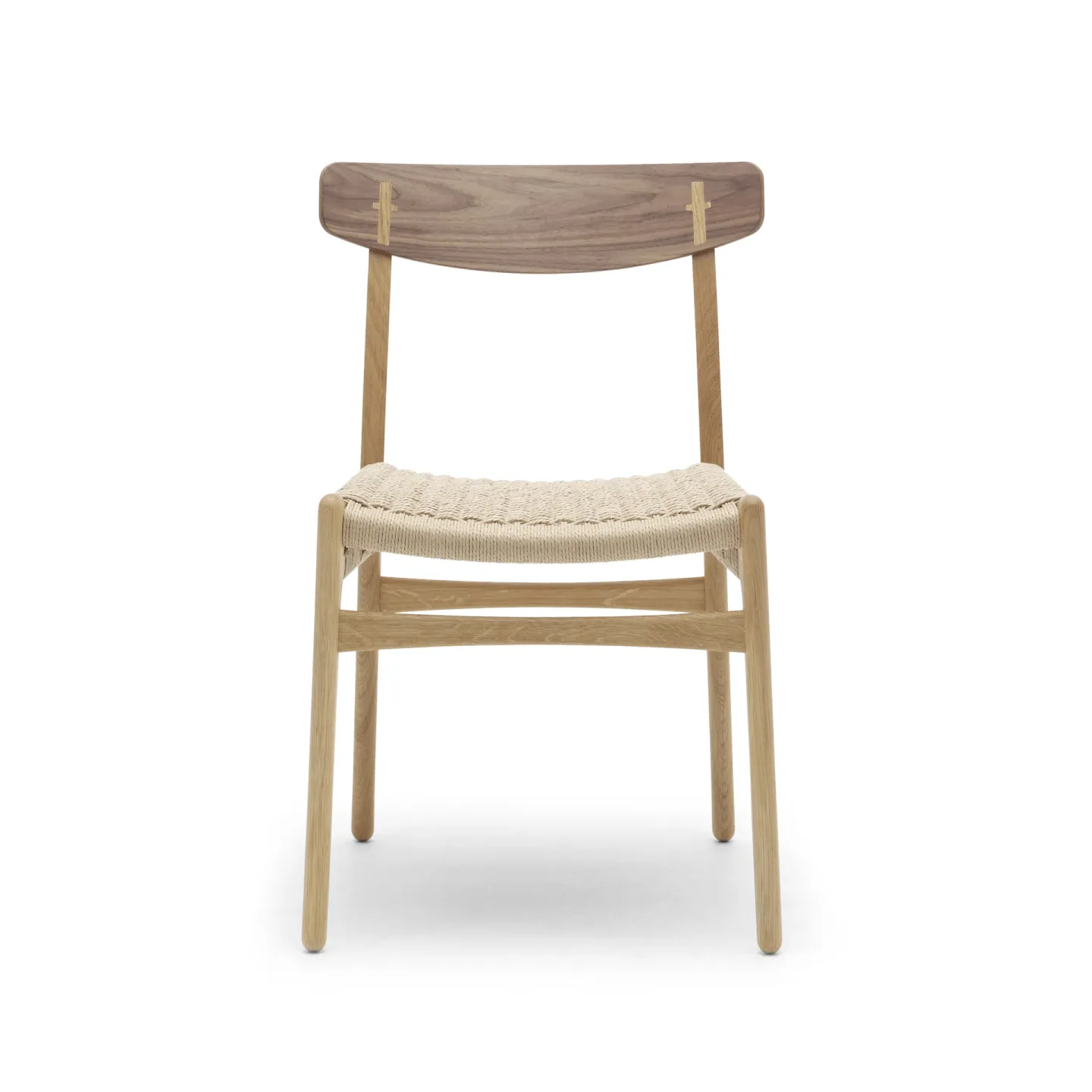 Carl Hansen & Søn CH23 stol Oljad valnöt-ek-naturflätad