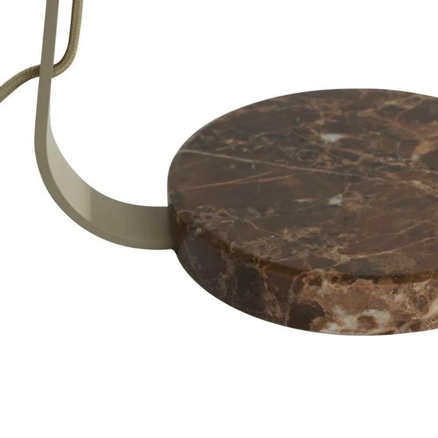 Milly bordlampe, beige – Watt & Veke Watt & Veke - Stue - Skandinavisk - Metal - Med én lyskilde