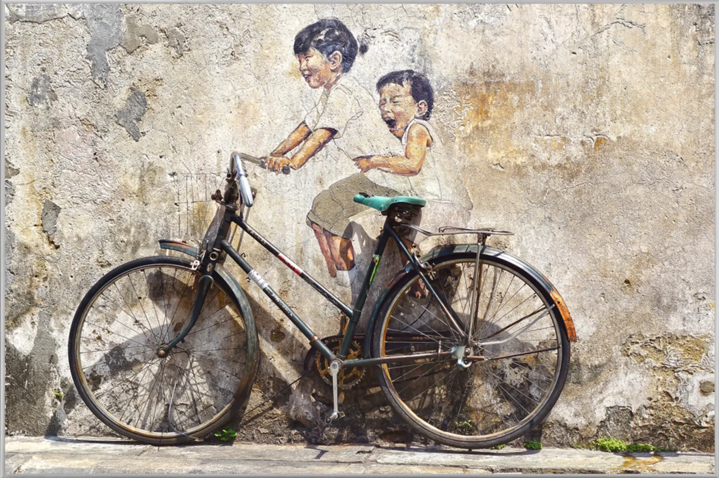 image LAND Bild mit Rahmen Street Art mit Fahrrad | Schubiger Möbel