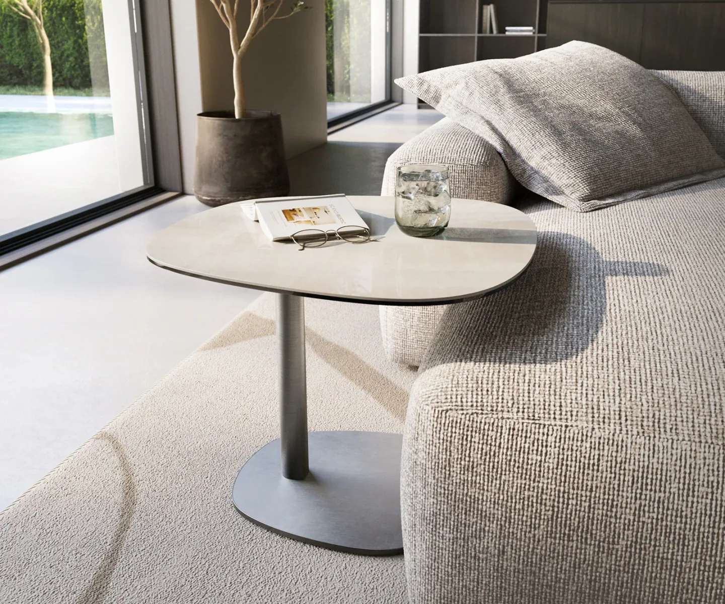 Beistelltisch Edge Boot 60x60 cm Keramik Onyx Champagne Eleny Edelstahl gebürstet
